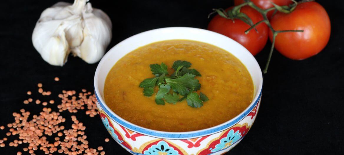 Dhal di lenticchie rosse/ Red lentils’ dhal.