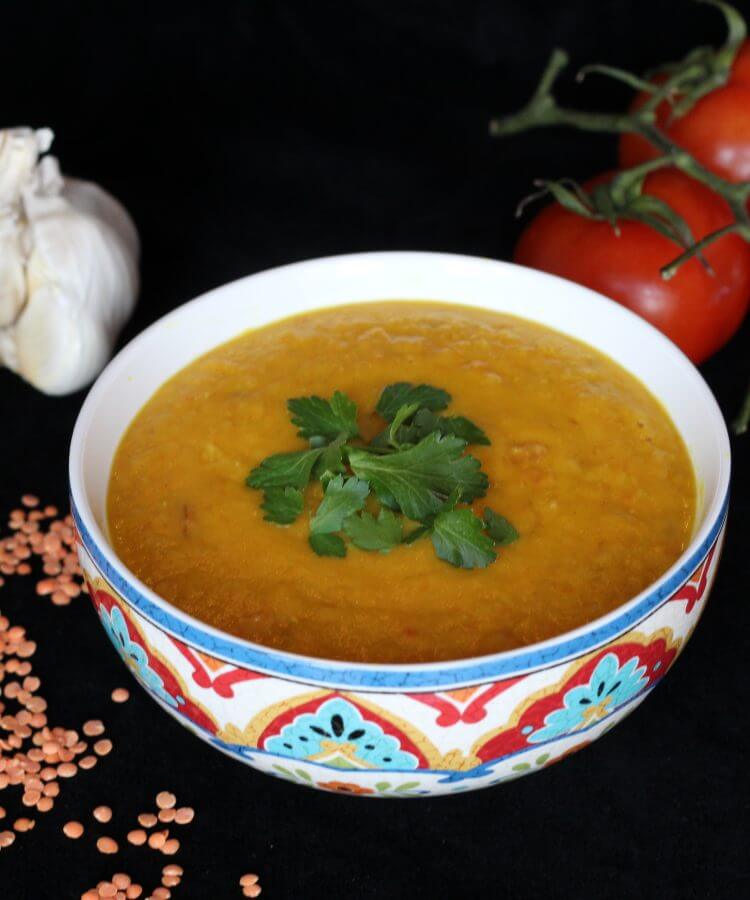 Dhal di lenticchie rosse/ Red lentils’ dhal.