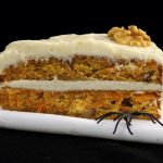 Torta di noci e carote./ Carrots and walnuts cake.