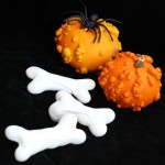 Ossa di meringa/ Meringue bones.