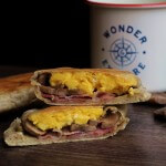 Cassoni di segale con ripieno inglese/ Rye flatbread turnovers with English filling.