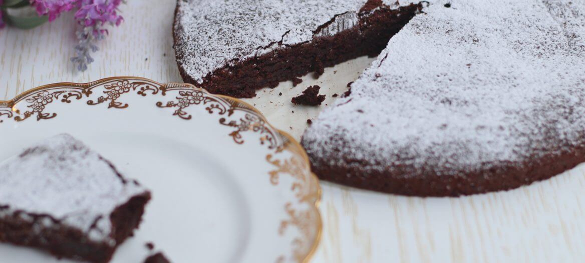 Tenerina senza glutine/ Flourless gluten free chocolate cake.