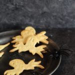 Crackers di mais versione Halloween/ Cornmeal scary crackers.