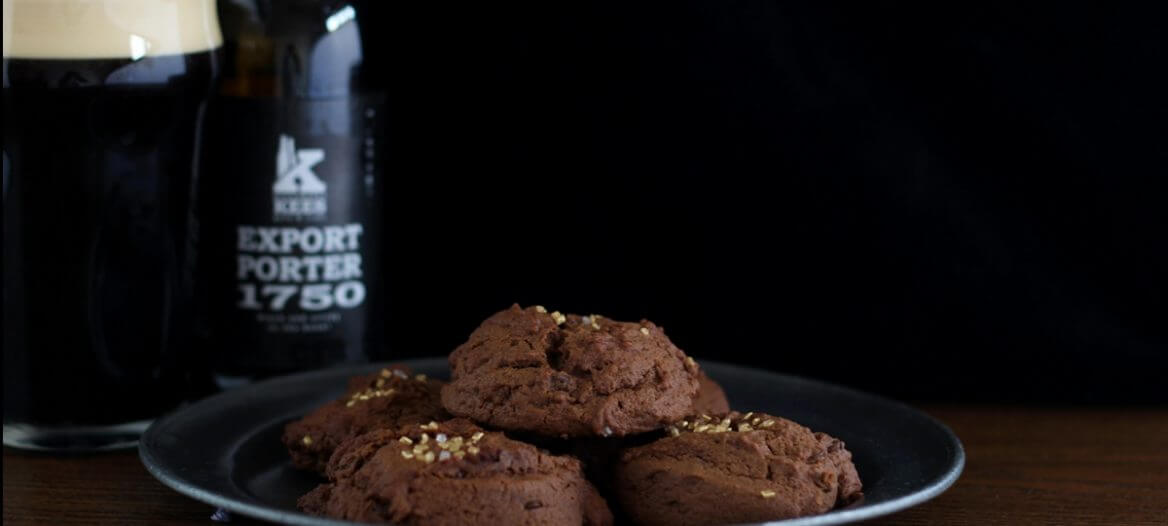 Biscotti alla birra Porter e cioccolato/ Porter beer & chocolate cookies.