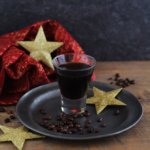 Liquore al caffè fatto in casa.