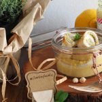 Rollè di pollo con crema di carciofi e purea di ceci alla menta e limone.