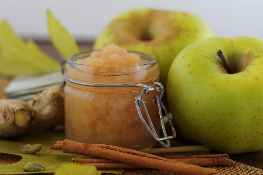 Spiced apfelmus, German apple sauce.