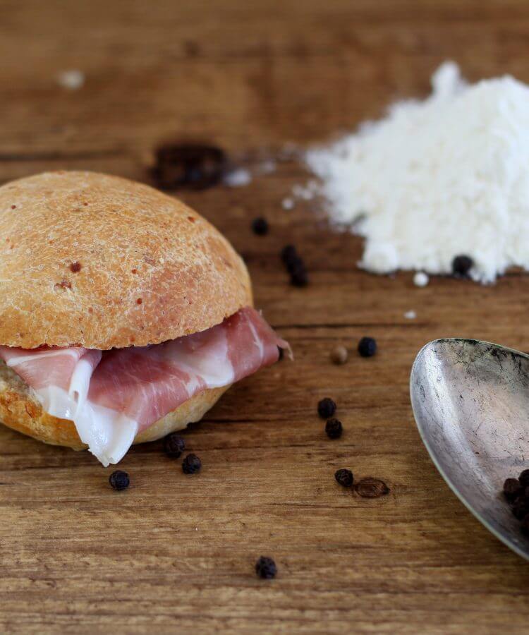 Panini cacio e pepe.