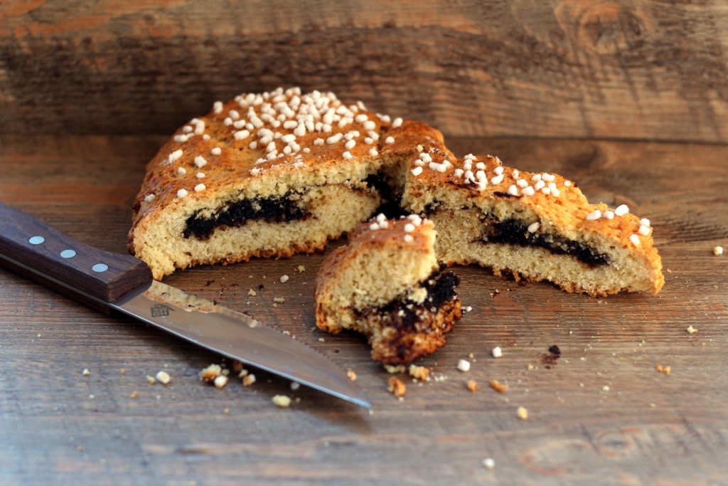 Pinza bolognese, traditional bolognese cake with jam.