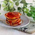 Pancakes allo yogurt aromatizzati all’arancia.