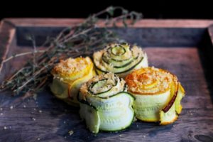 Girelle di zucchine aromatiche