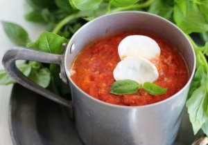Zuppa di pomodori arrostiti