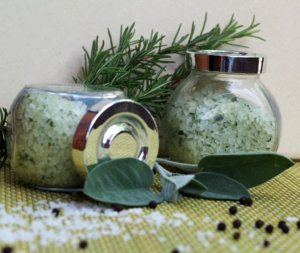 Ajon o salamoia bolognese