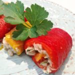 Rotolini di peperoni al tonno.