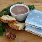 Borlotti bean tasty soup, a cheap family recipe.