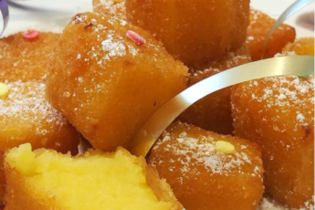 Deep fried sweet egg custard.
